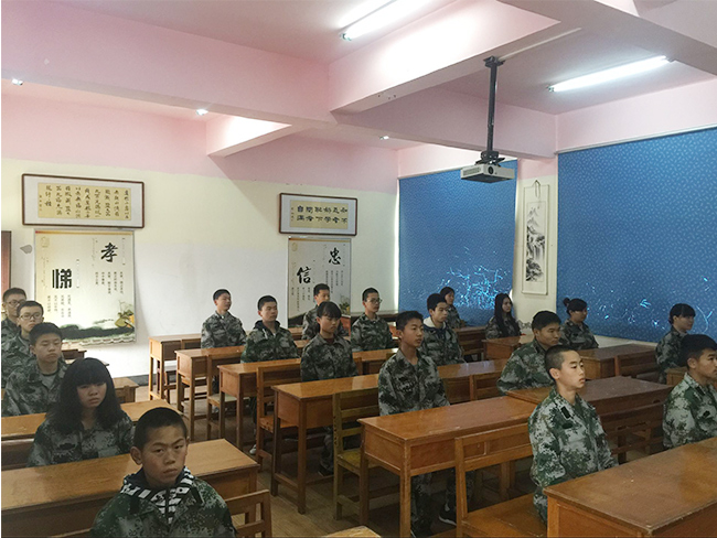 贵州青少年军校 训练风采